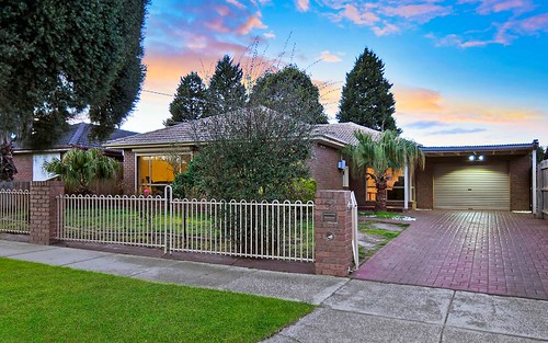 52 Pentland Dr, Epping VIC 3076