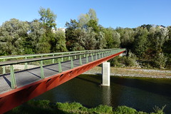Red bridge @ Vallon du Fier @ Annecy