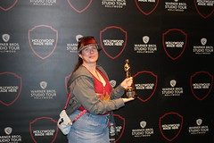 Tracey with an Oscar • <a style="font-size:0.8em;" href="http://www.flickr.com/photos/28558260@N04/32416694798/" target="_blank">View on Flickr</a>