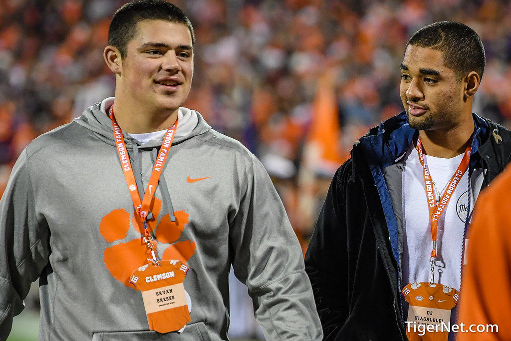 Clemson Recruiting Photo of Bryan Bresee and DJ Uiagalelei