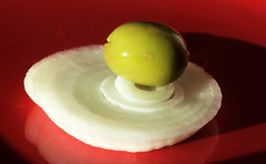Ooo: Olive on onion
