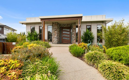 14 Water View Rise, Cowes VIC